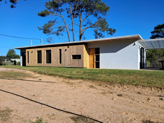 Casa a estrenar PH en Club del Lago